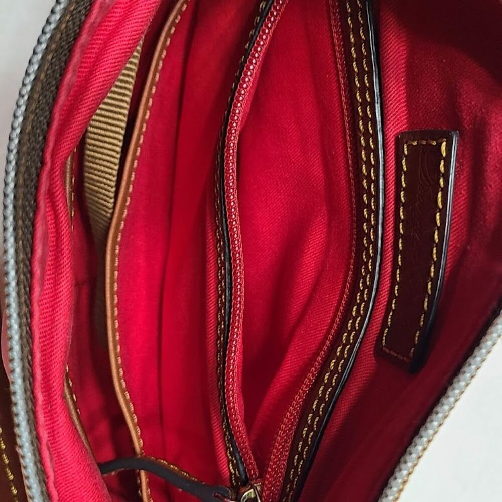 Dooney & Bourke Red Nylon Pouchette Letter Carrier Cross Body Bag Broken Strap - Picture 16 of 16